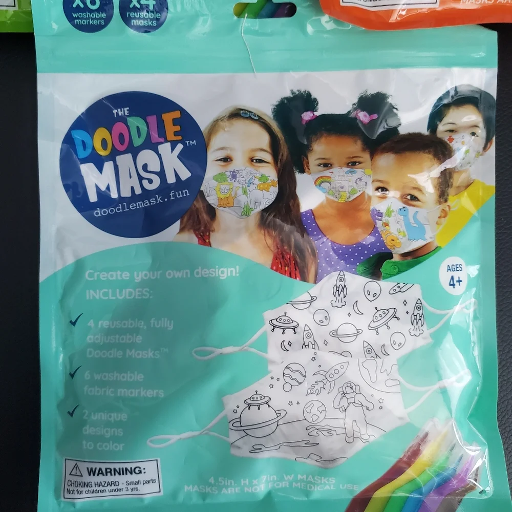 The Doodle Masks / 3 pks